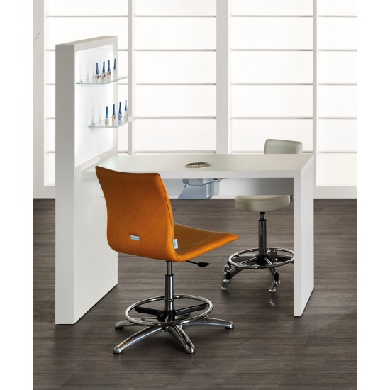 Кресло для макияжа Medical and Beauty Marilyn