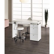 Маникюрный стол Medical and Beauty Logic